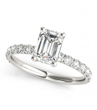SINGLE ROW FOR EMERALD CUT CENTER